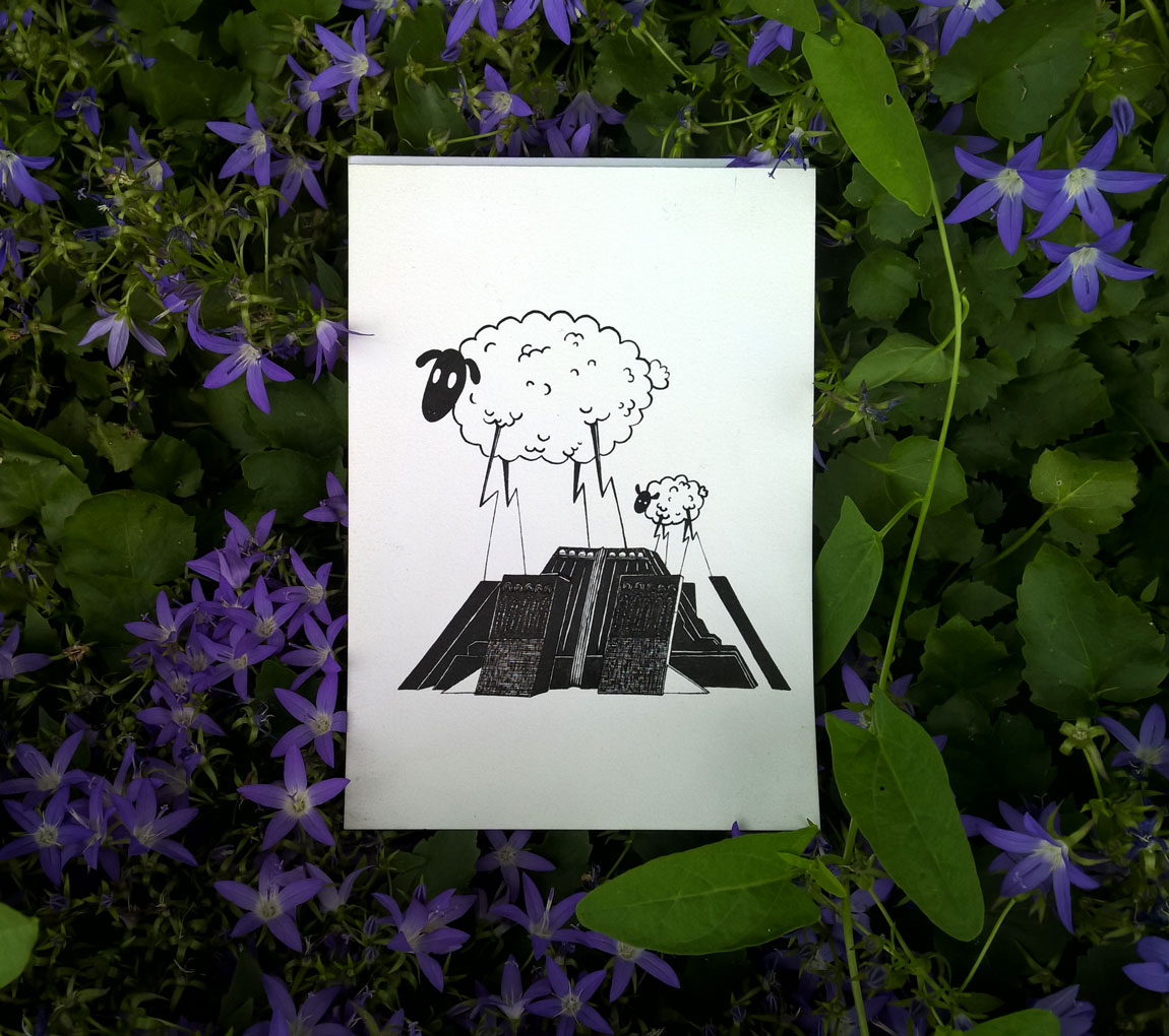 Illustration d'un petit mouton et de son bébé stylisés avec des pattes en forme d'éclair, posé sur un batiment futuriste.